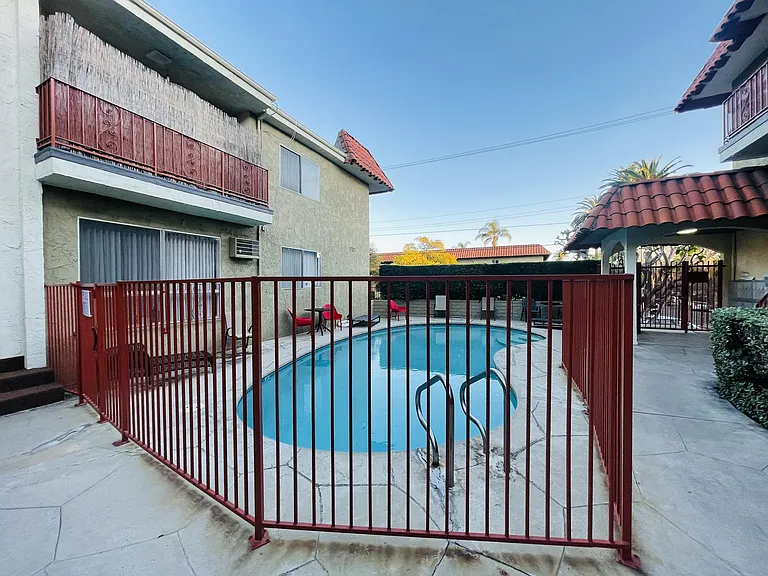 pool view
