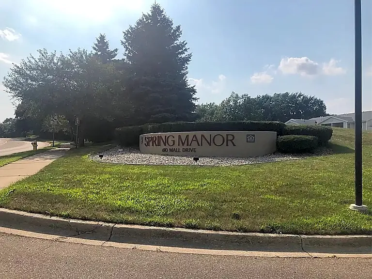Spring Manor Apartments Senior Living 62+ — Photo 1