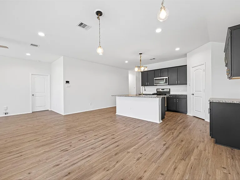 20314 Tembec Dr — Photo 16