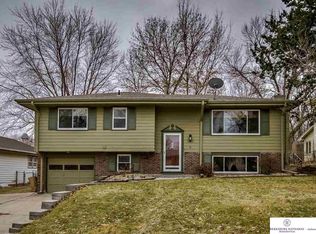 14917 Holmes St, Omaha, NE 68137