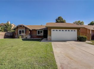 2066 Moonlight Ct, Palmdale, CA 93550