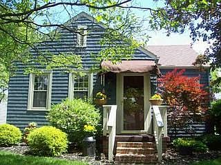 2nd image of 726 Edgemont Ave