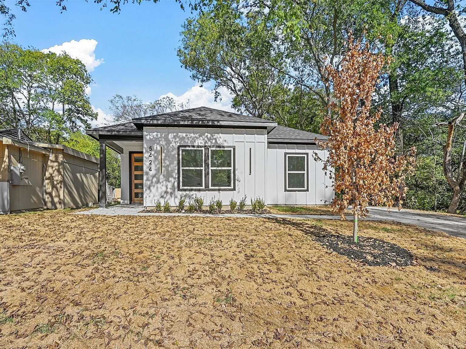 4 bed, 1550 sqft, $2,300 — Photo 1