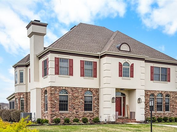 4th image of 1607 Chestnut Grove Ct