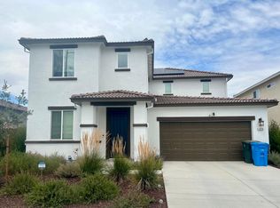 1870 Violet Dr, Hollister, CA
