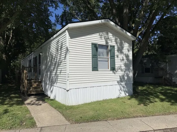 51074 Mott Rd Trailer 202, Canton, MI 48188