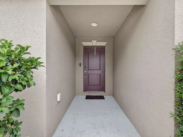 2533 Bracknell Forest Trl — Photo 2