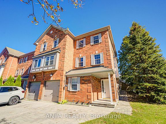 2nd image of 7 Hawtin Ln