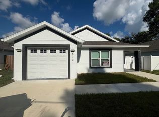 5112 Pacific Ave, Weeki Wachee, FL 34607