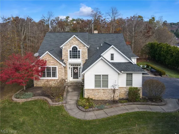 8118 Darbys Run, Chagrin Falls, OH 44023