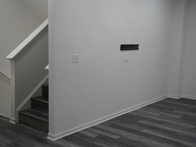 1423 Manning Ave — Photo 15
