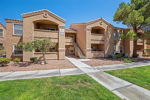 8101 W Flamingo Rd Photo 1