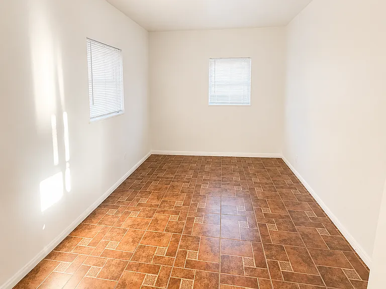 5920 Cerritos Ave #5920 — Photo 4