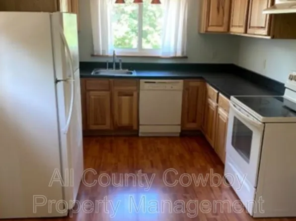 710 Custer St, Laramie, WY 82070