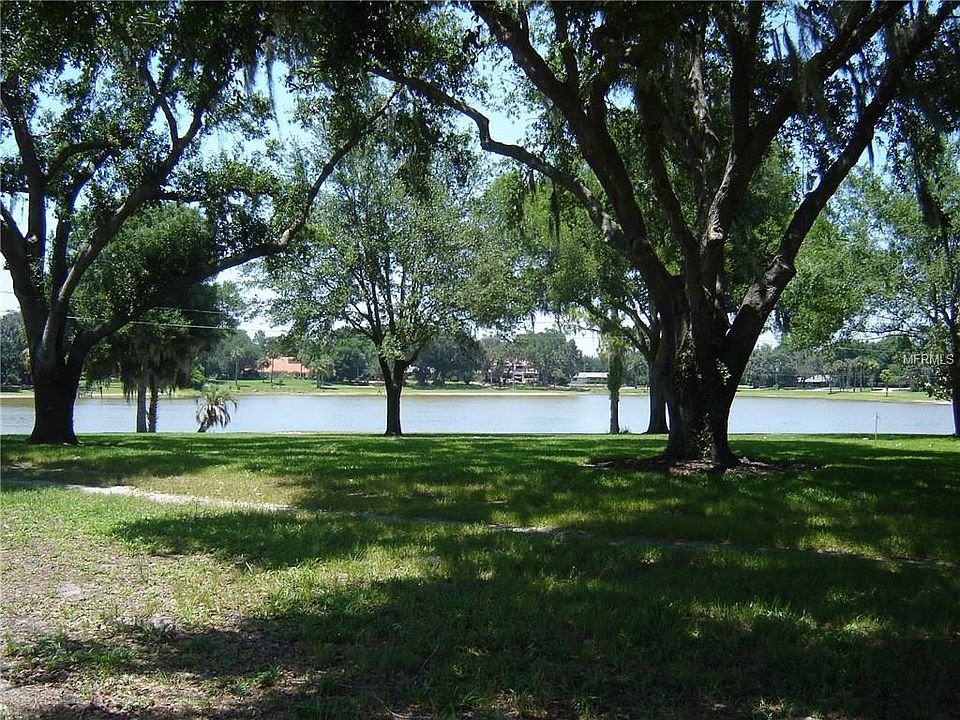 1st image of Lake Charm Cir