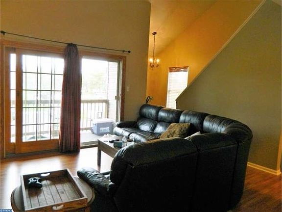 4th image of 802 Briarwood Ct #802