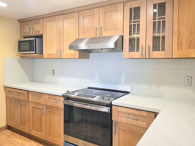 4960 Conway Ter — Photo 6
