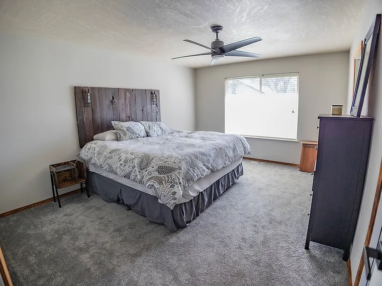 1268 W Bentwood Loop — Photo 70