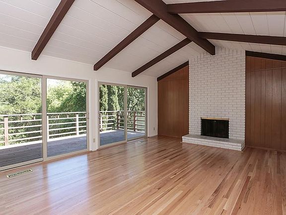 2nd image of 753 Mayfield Ave