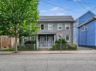 6 6th St APT 2, Cambridge, MA 02141