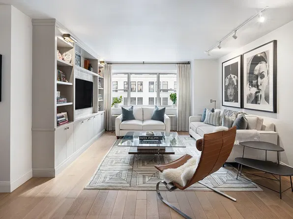70 E 10th St APT 19W, Manhattan, NY 10003
