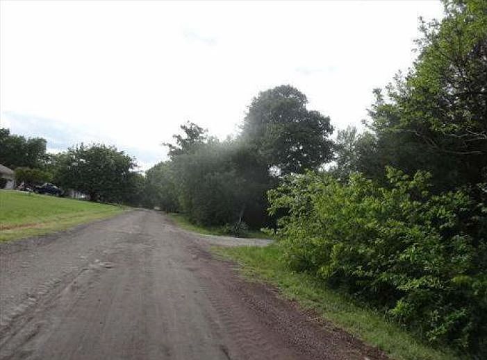 2nd image of 382 County Road 2240