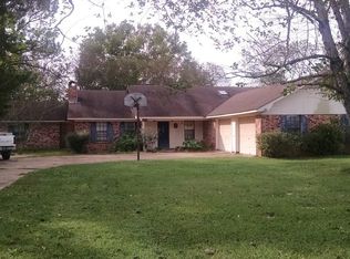 1076 Fish Hatchery Rd, Natchitoches, LA 71457