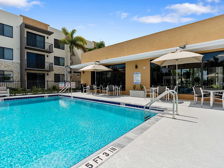 Poolside Vibes, All the Time
