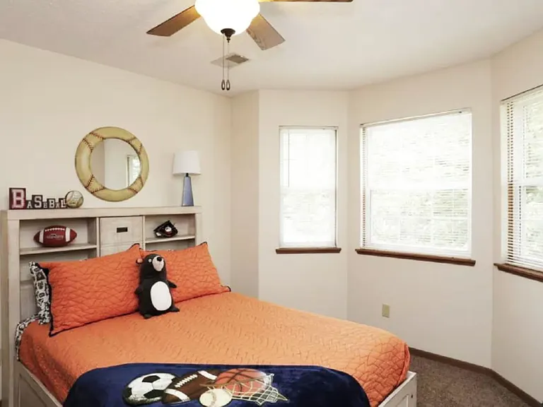 Southcreek apartments — Photo 17