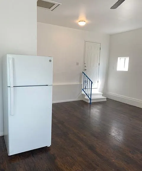 5086 Beech St — Photo 9