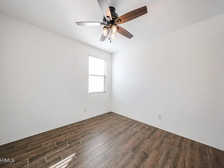 2306 E Branham Ln — Photo 20