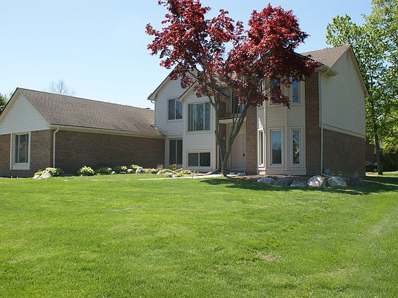 2nd image of 38011 Eric Ct