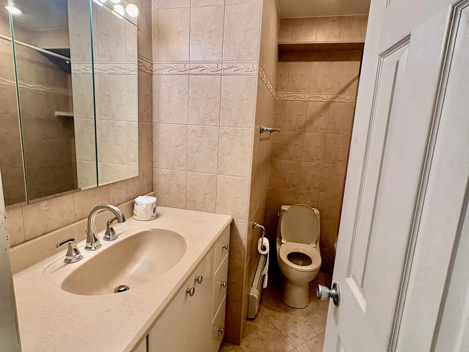 4 bed, $3,100 — Photo 4