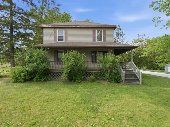 308 Francis Ave, Cascade, WI 53011