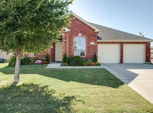 2933 Aurora Mist Dr, Little Elm, TX 75068