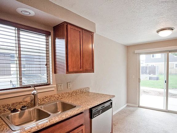 4th image of 61354 Blakely Rd #45