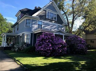 3980 Ridge Rd, Williamson, NY 14589