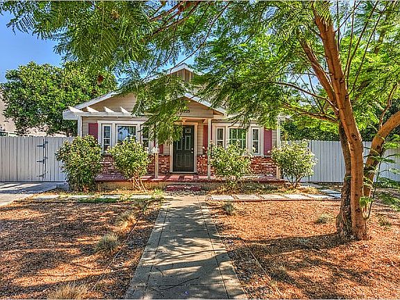 2nd image of 14225 Emelita St