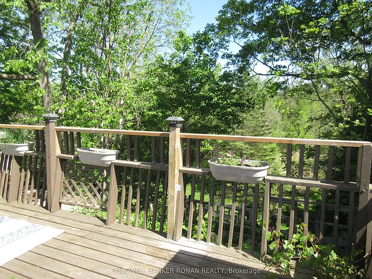 104 Boyne Cres #MAIN FLOOR — Photo 16