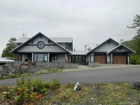 1495 Ella Point Dr, Telegraph Cove, BC V0N 3J0