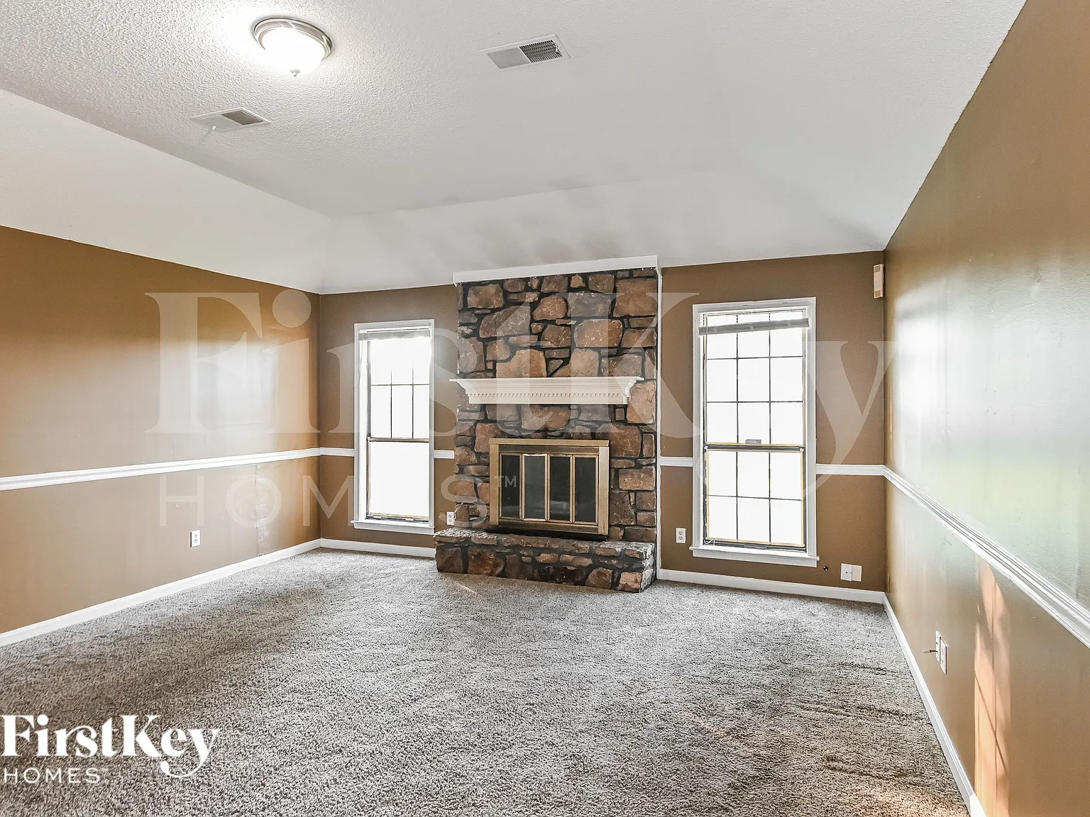 3 bed, 2.0 bath, 1368 sqft, $1,150 — Photo 3