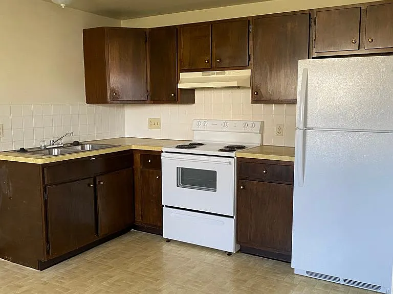 15 McConkey Dr #2 — Photo 9