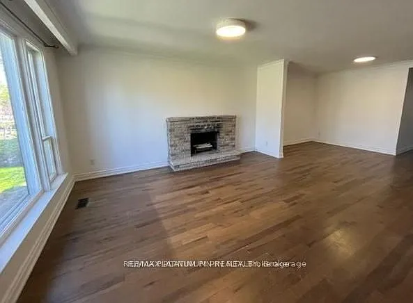 293 Ellerslie Ave — Photo 2