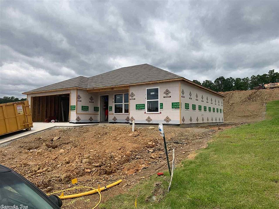 2nd image of 25 Summer Wind Rd