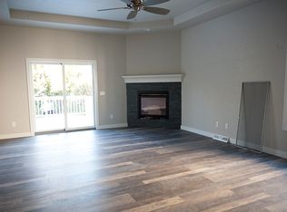 1588 Stanton Cir UNIT 21, Appleton, WI 54915