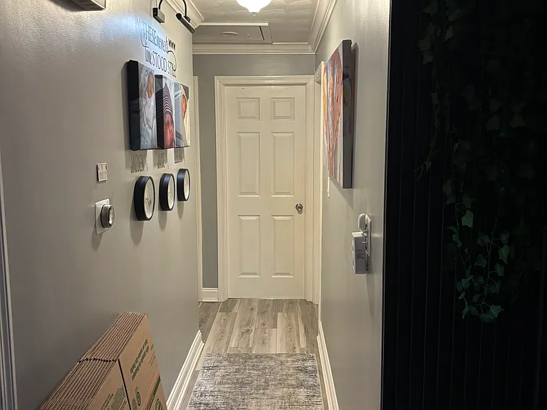 181 Hubbell Ave — Photo 7