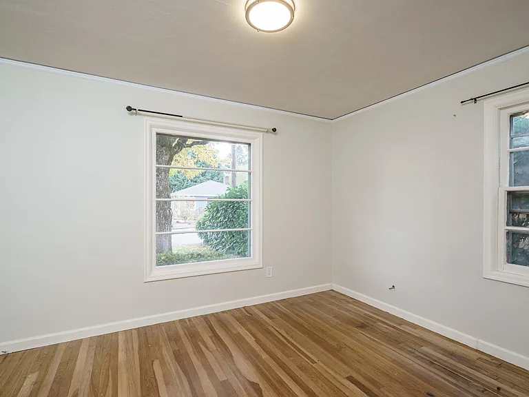 507 Beech St — Photo 13