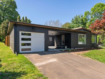 22032 NE Couch St, Gresham, OR, 97030