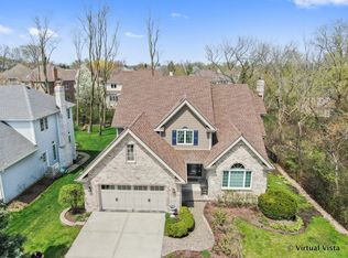 812 67th St, Darien, IL 60561