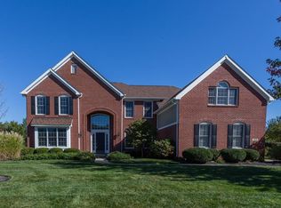 11475 Sutton Place Dr E, Carmel, IN 46032